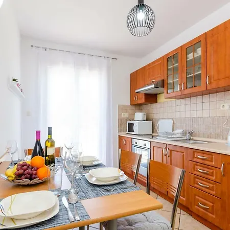 Romantic New Near Dubrovnik Two-bedroom 公寓