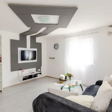 Romantic New Near Dubrovnik Two-bedroom *